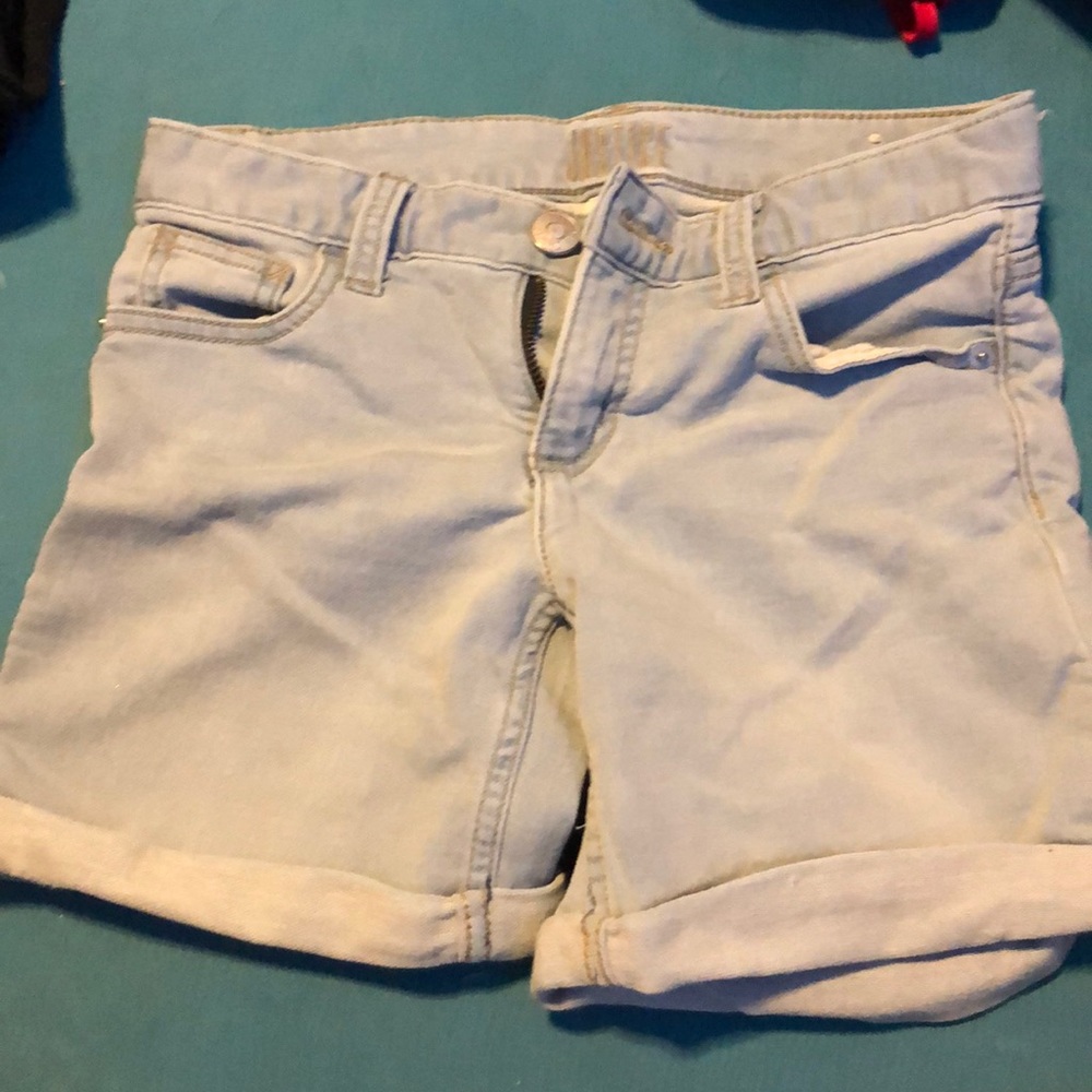 justice light wash jean shorts